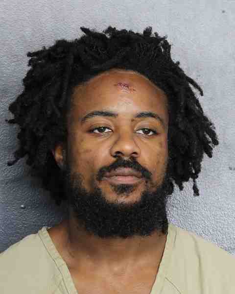 Booking photo for MCLEOD, RAYSHAAN