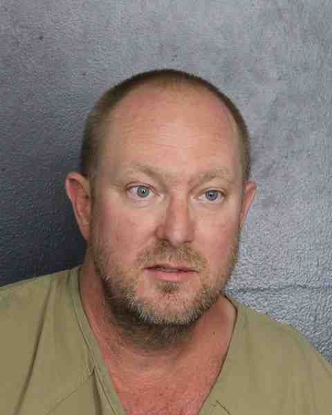 Booking photo for LEANNAIS, JAMES
